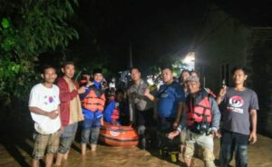 Banjir di Carenang Cisoka, 60 KK Masih Bermalam di Pengungsian
