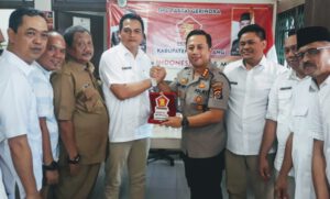 Kapolres Sambangi Markas ‘Kader Prabowo’ di Tigaraksa