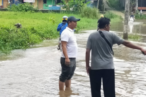 Lahan Sekolah Milik Pemkab Tangerang Terendam Banjir di Cibadak