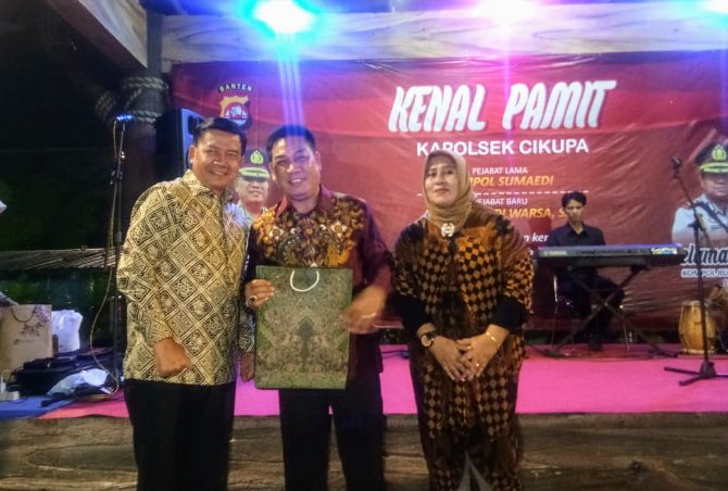 'Curcol' Pak Camat Soal Prostitusi Warem Bunder di Pisah-Sambut Kapolsek Cikupa