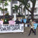 Beuh! Di Tengah Wabah Korona, Mahasiswa Pandeglang Tetap Demo