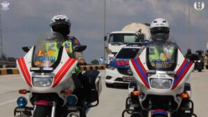 Polisi – TNI Gelar Simulasi Pengawalan Distribusi Logistik di Tangerang, Pembagiannya Kapan Ndan?