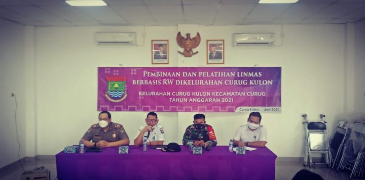 Personel Linmas di Curug Kulon Dilatih Tanggap Darurat Penanganan Covid-19