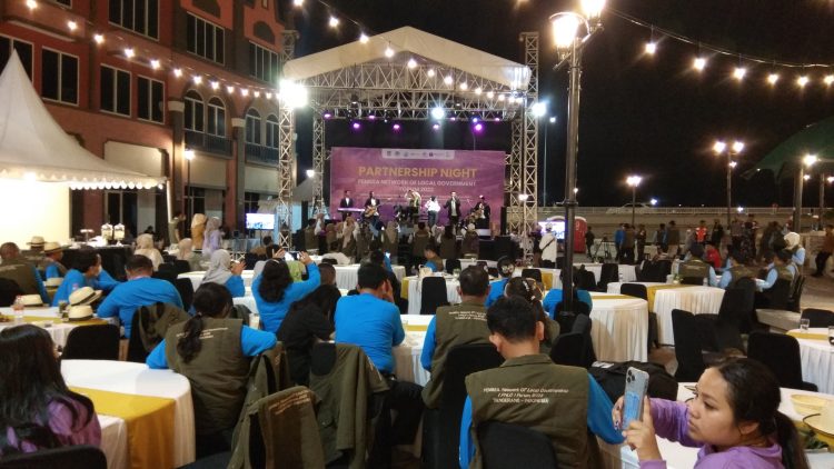 Bupati Zaki Ajak Delegasi PEMSEA Makan Malam di Amsterdamnya Tangerang