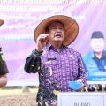 Dorong Ketahanan Pangan, Bupati Tangerang Tanam Jagung Pulut dan Serahkan Bantuan untuk Petani