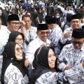Halalbihalal dengan Ribuan Guru, Sachrudin Tegaskan Komitmen untuk Pendidikan dan Kesejahteraan