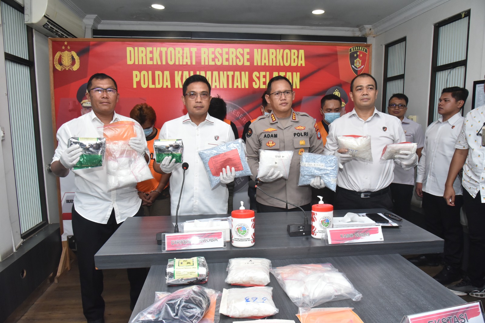 Polda Kalsel Bongkar Jaringan Narkoba Lintas Pulau Terkait Fredy Pratama