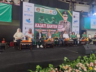 920 Atlet Bertarung di Kejuaraan Taekwondo Kajati Banten, Hadiah Utama Umroh & Ziarah