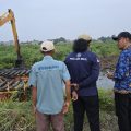 Respons Cepat Pemkab Tangerang Atasi Banjir, DBMSDA Keruk 1.500 Kubik Lumpur Kali Sulang Sepatan Timur