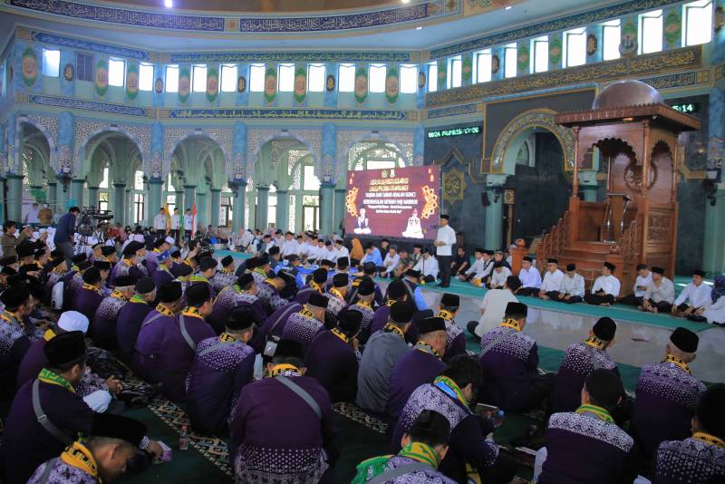 Wakil Gubernur Banten Lepas 393 Calhaj Kota Tangerang, Ini Pesan Pentingnya