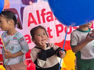 Alfamart Gandeng Sweety, 10.000 Ibu dan Balita Dapat Layanan Kesehatan Gratis di 34 Kota