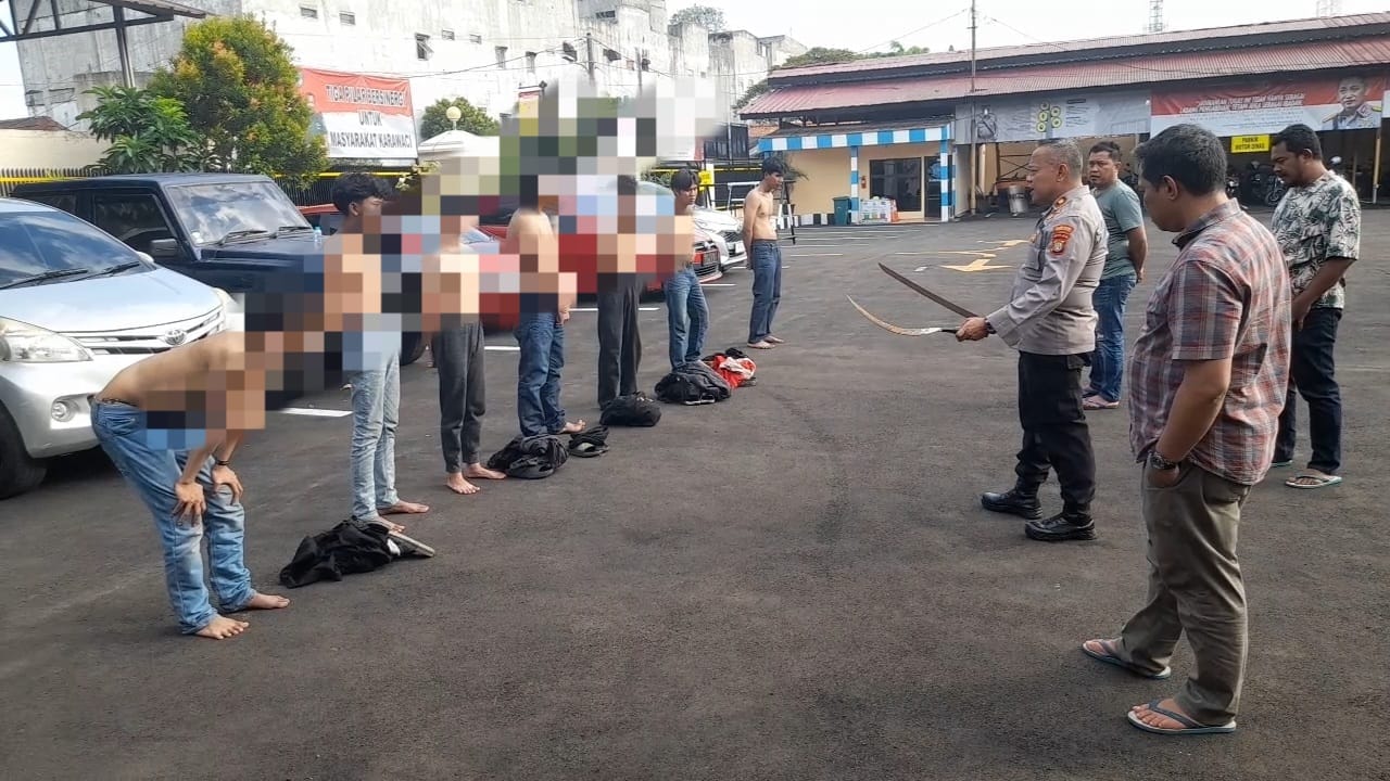 Patroli Polisi Tangkap 11 Remaja Diduga Hendak Tawuran, Sajam dan Motor Disita