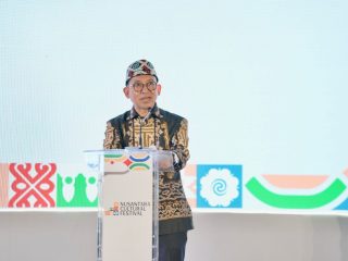 Resmi Pimpin Dewan GTK, Fadli Zon: “Gelar Kehormatan Bukan Sekadar Simbolik”
