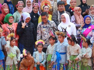 Hari Kebaya Nasional di Banten Meriah, Gubernur Andra Soni: Warisan Budaya Ini Harus Kita Jaga!