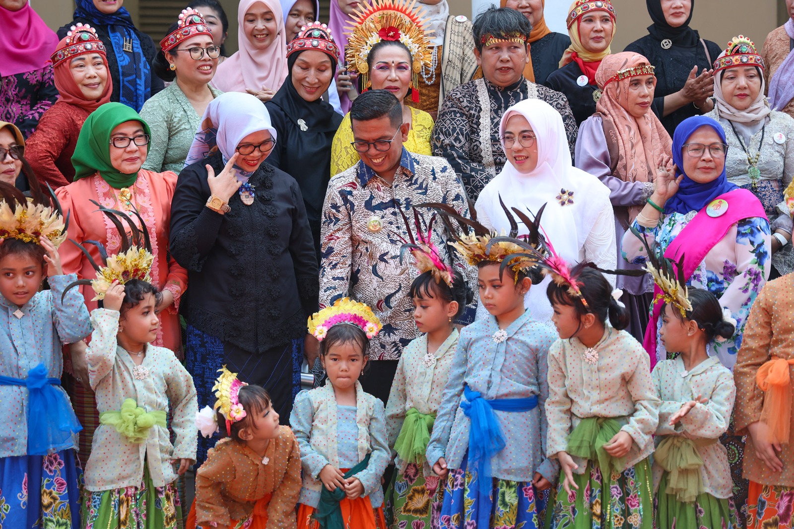 Hari Kebaya Nasional di Banten Meriah, Gubernur Andra Soni: Warisan Budaya Ini Harus Kita Jaga!