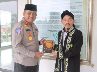 Hari Pertama Jabat Kapolresta Tangerang, Kombes Indra Waspada Ziarah ke Makam Pahlawan Nasional