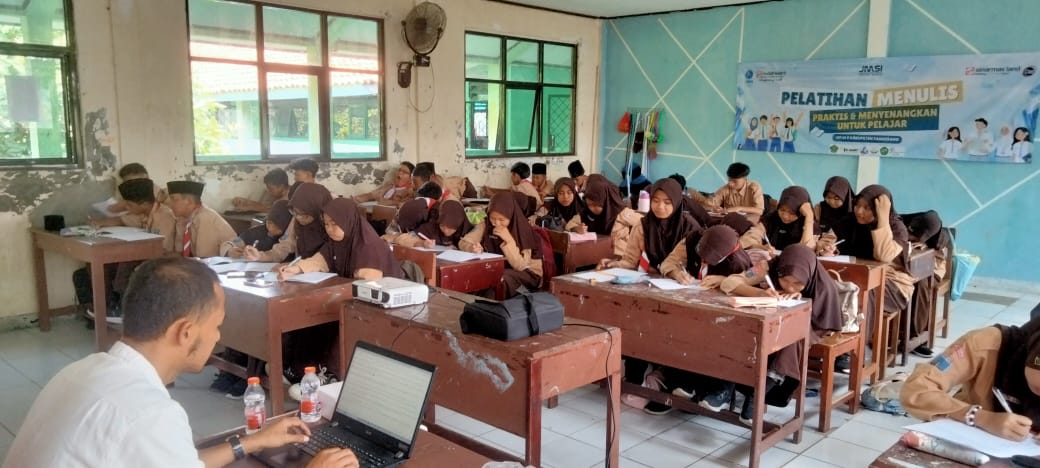 JMSI Banten Cetak Penulis Muda Lewat Pelatihan yang Bikin Nagih
