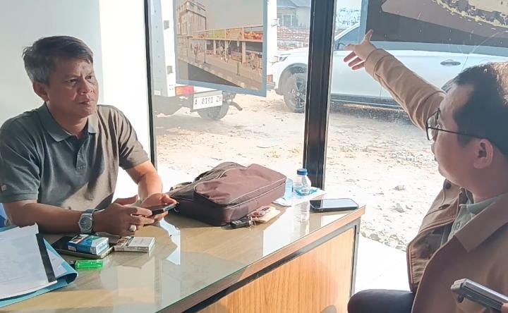Pagar Seng Tutup Akses Warga, Anggota DPRD Tangerang Desak Pembongkaran Langsung di Lokasi