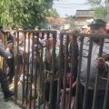 Rekonstruksi Kasus Wanita Diborgol dan Dibunuh di Cisauk, Pelaku Disoraki Warga