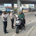 Satlantas Polresta Tangerang Tegur dan Tindak Puluhan Pelanggar Lalu Lintas pada Operasi Patuh Maung 2025