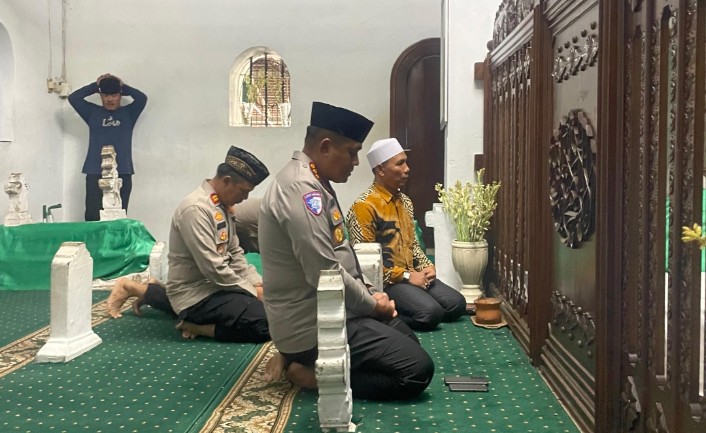 Kapolresta Tangerang Ziarah ke Makam Sultan Maulana Hasanuddin Banten