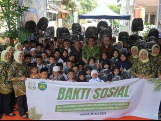 Peringati HUT ke-65 IAD dan HBA, Kejari Kab. Tangerang Gelar Baksos