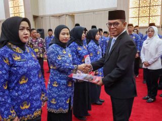 9.709 PPPK Resmi Diangkat, Gubernur Banten Andra Soni: ASN Harus Jadi Pemimpin di Setiap Level