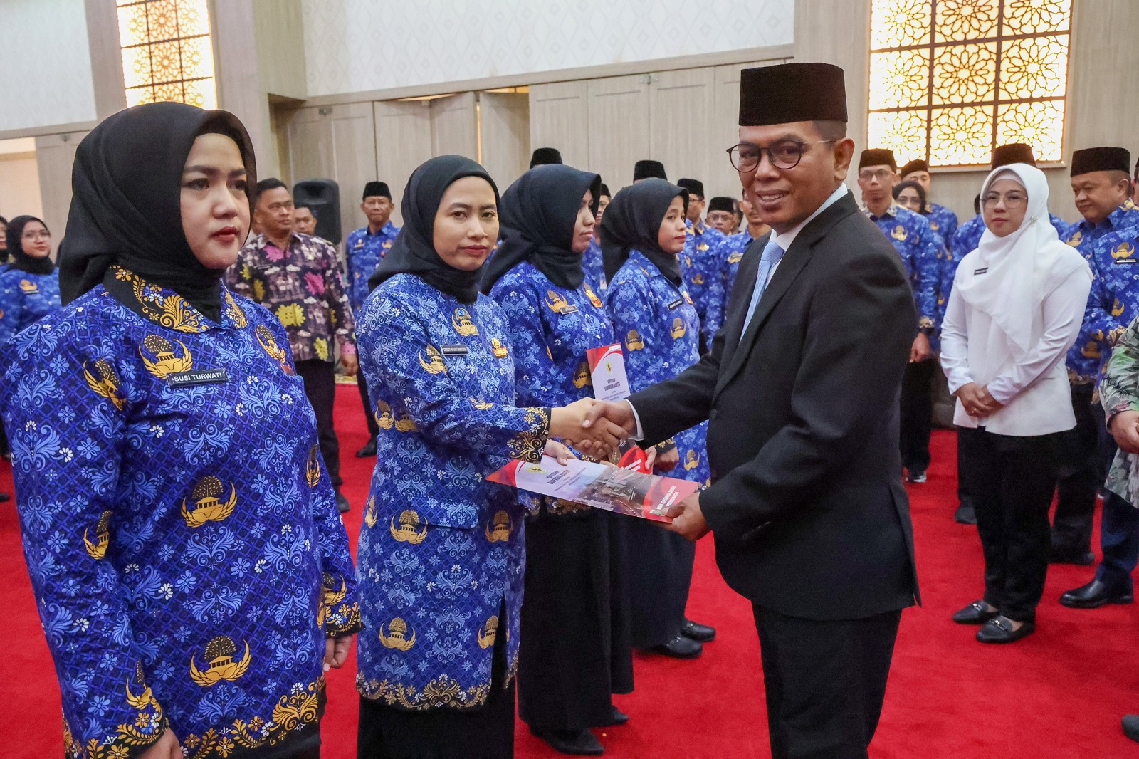 9.709 PPPK Resmi Diangkat, Gubernur Banten Andra Soni: ASN Harus Jadi Pemimpin di Setiap Level