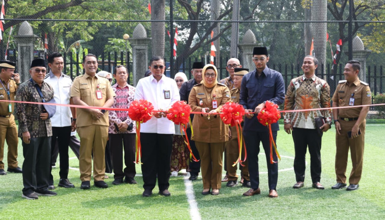 Revitalisasi Lapangan Olahraga Islamic Village, Wabup Intan: Lapangan Olahraga Bukan Sekadar Sarana Bermain