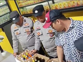 Depot Jamu di Cisoka Dirazia Polisi, Seratus Lebih Botol Miras Diangkut
