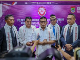 Andra Soni Paparkan Program Sekolah Gratis di Hadapan Advokat KAI Tangerang