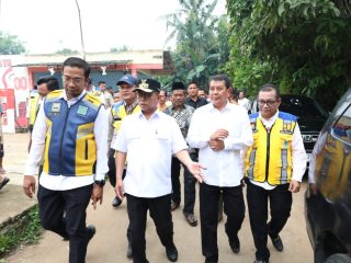 Kerap Banjir, Bupati dan Gubernur Datangi Perum Permata 2 Balaraja