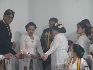Sakral dan Langka, Karaton Surakarta Gelar Adhang Tahun Dal 1959