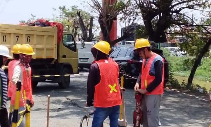 Perbaikan Galian Pipa Cadas-Kukun, Komitmen Perumdam TKR Berikan Layanan Prima