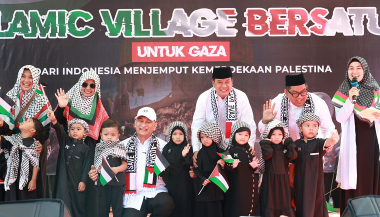 Warga Islamic Village Gelar Solidaritas untuk Gaza, Bupati Tangerang: Jangan Pernah Lelah Membantu Palestina