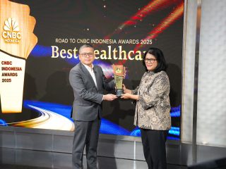 Bethsaida Healthcare Raih Penghargaan “Best Digital Transformation” di CNBC Indonesia Awards 2025