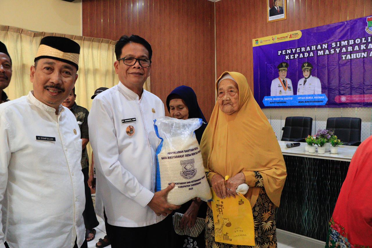 DPKP Kabupaten Tangerang Distribusikan 172 Ton Beras untuk 17.250 Keluarga di 15 Desa Rentan Pangan