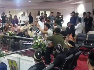 Dihadiri Wapres Ke-13, Paripurna HUT ke-393 Diwarnai Insiden, Mahasiswa: Tangerang Belum Gemilang