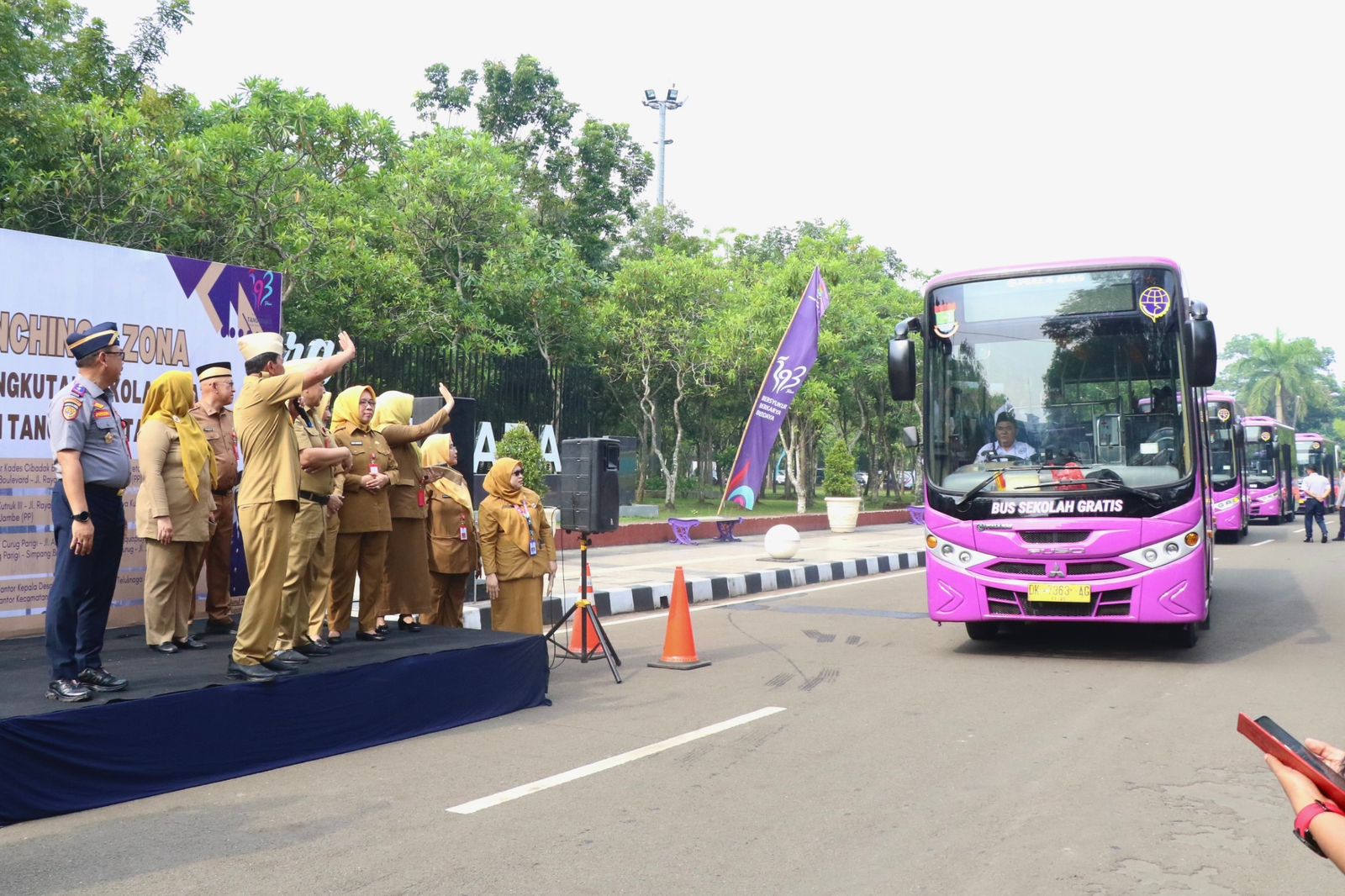 Pemkab Tangerang Tambah Empat Zona Baru Bus Sekolah Gratis, Siswi SDN Kaduagung 1 Ungkapkan Rasa Gembira