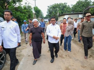 Program Bang Andra Hadir di Serang, Jalan Desa Sukarame Sepanjang Tiga Kilometer Siap Dibangun