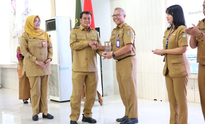 Disdik Kabupaten Tangerang Dianugerahi Penghargaan OPD dengan Publikasi Terbaik