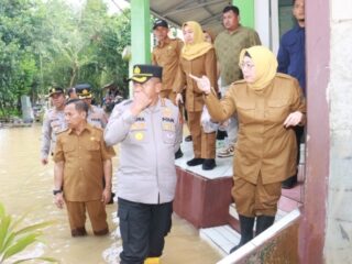 Wabup Tangerang Tinjau Banjir di Margasari, 33 KK Terdampak Luapan Sungai Cimanceri