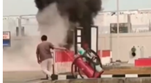 Motor Bertangki Modifikasi Terbakar Usai Isi Pertalite di SPBU Kresek, Pengendara Panik Berhamburan